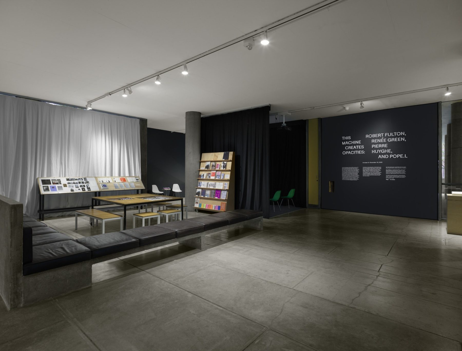 ピーター・ブラッティンガ／Genesis van een compositie Weber Genesis SMART SX-335 LP SS - Saskatoon Barbecues & More